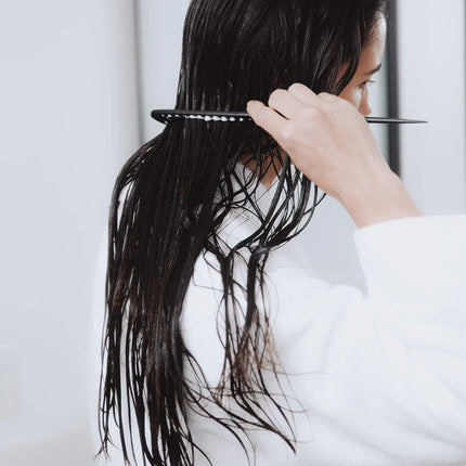 AIIR Sapphire Hair Mask Model 2