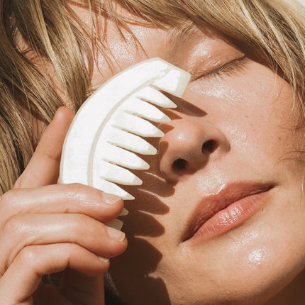 Najeau Gua Sha Scalp Comb