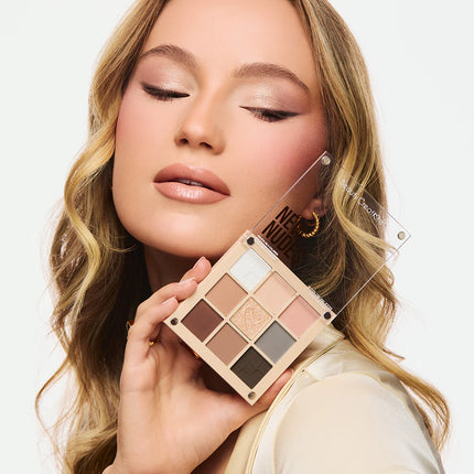 Beauty Creations Magnetic Palettes New Nudes Model