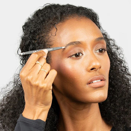 Billion Dollar Brows Slanted Tweezers