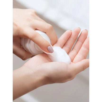 Emani Cosmetics Soft Cloud Foam Cleanser