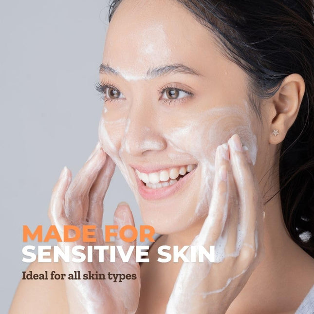 Emani Cosmetics Soft Cloud Foam Cleanser