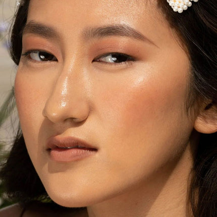 Jason Wu Beauty Hot Fluff