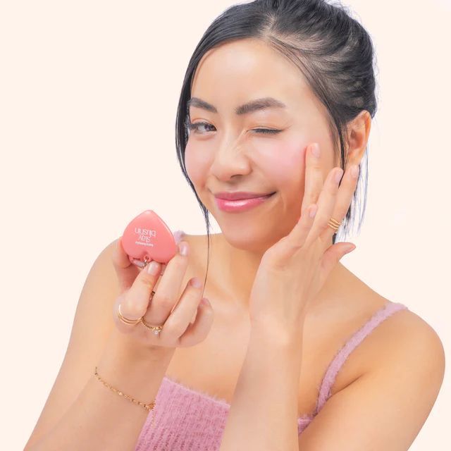 kara-glow-on-the-go-blush-cream-keychain-6