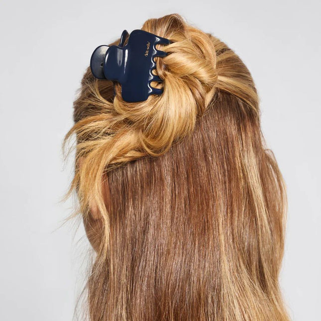 kitsch Blue Orchid Cloud Claw Clip - Medium