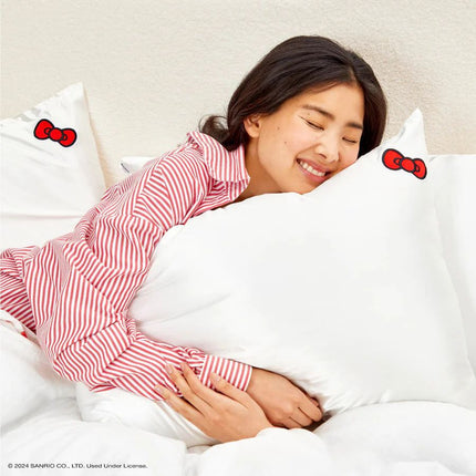 kitsch x Hello Kitty Satin Pillowcase in Ivory Kitty Bow - Standard