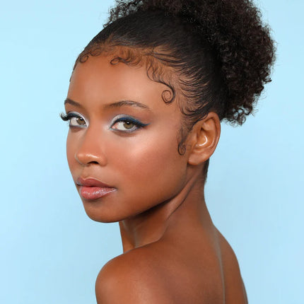 Moira Chic Satin Lipstick