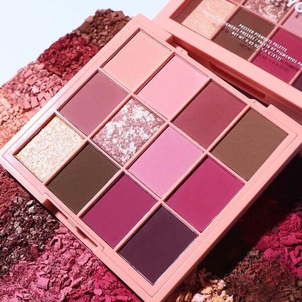 moira-loved-by-you-pressed-pigment-palette-1