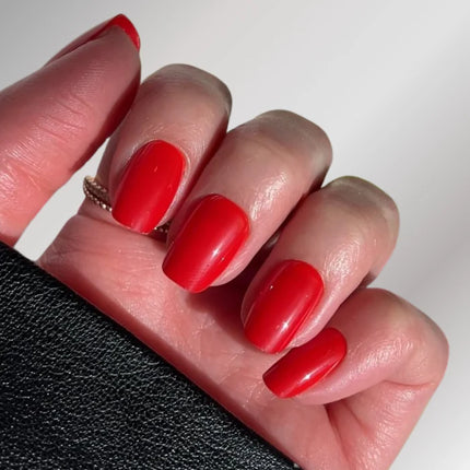 Paint Lab Risky Red Press-on Nails