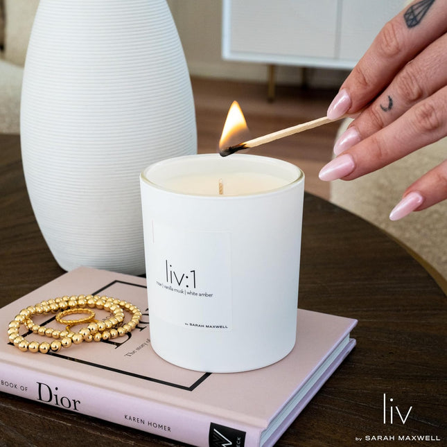 Sarah Maxwell Beauty liv:1 - Scented Candle