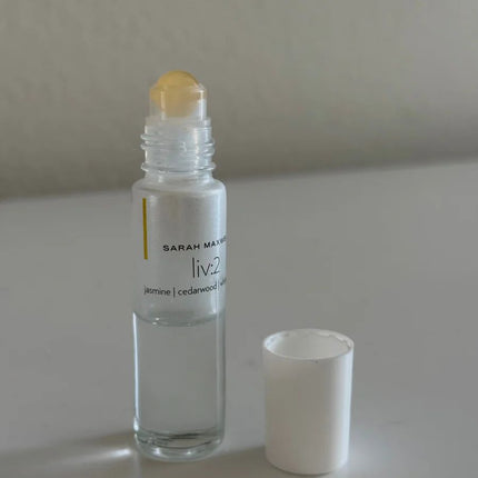 Sarah Maxwell Beauty liv:2 Luxury Perfumed Oil