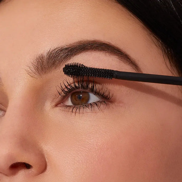 Winky Lux ExtravaLash Bold Black Mascara